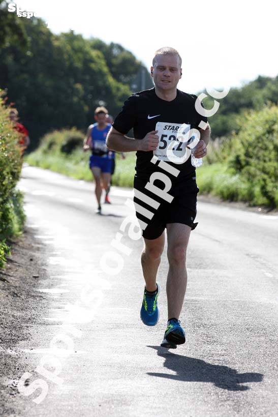Hexham Half Marathon. Photo: David T. Hewitson/Sports for All Pics